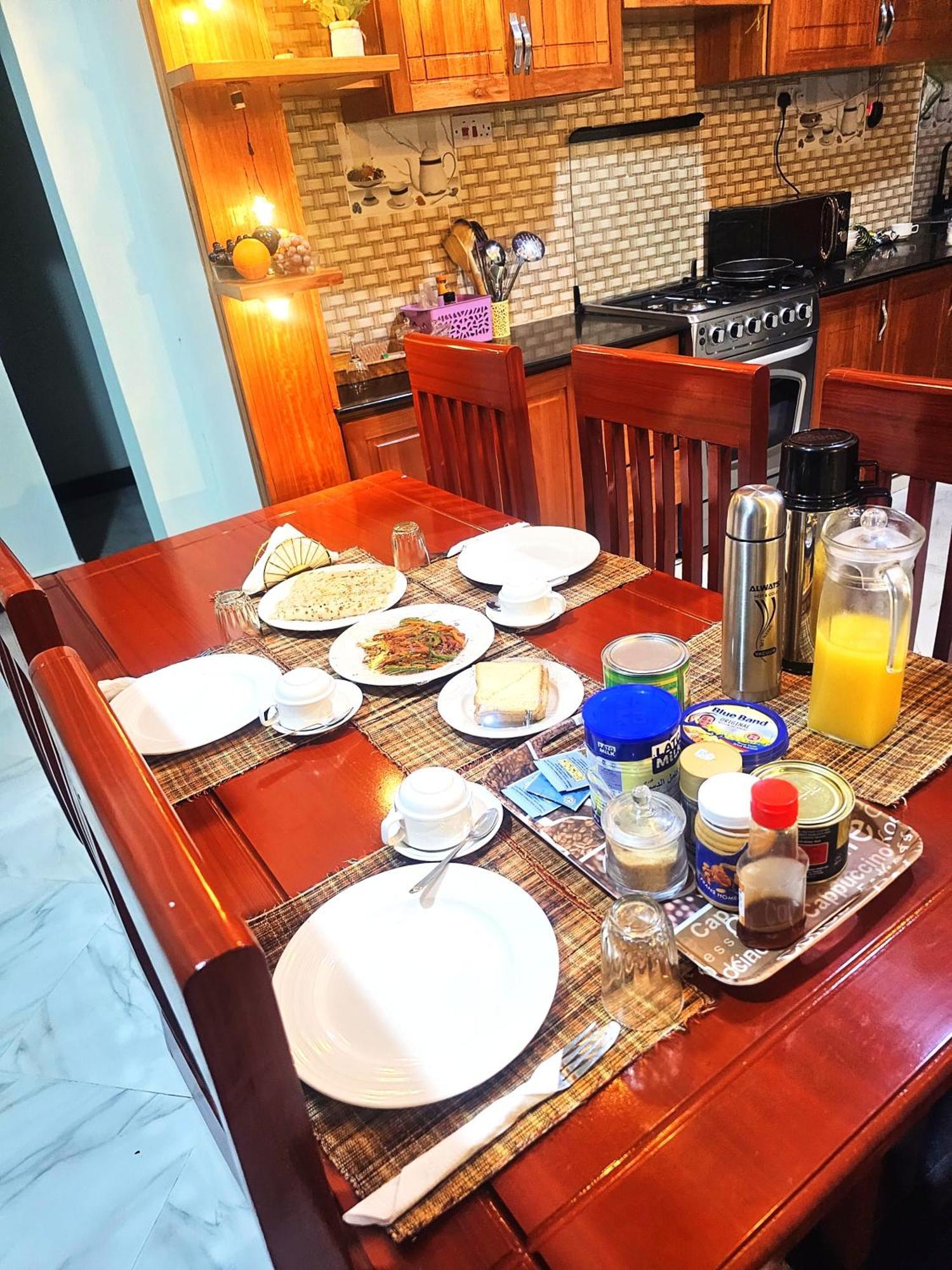 Safi House Bed and Breakfast Boma la Ngombe Eksteriør billede
